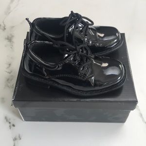 Black patent dress Oxford shoes